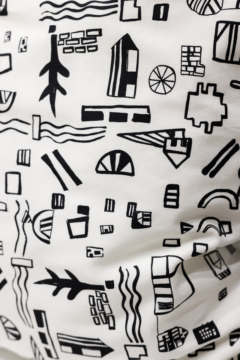 Pillow by Miriam Singer (white/white)