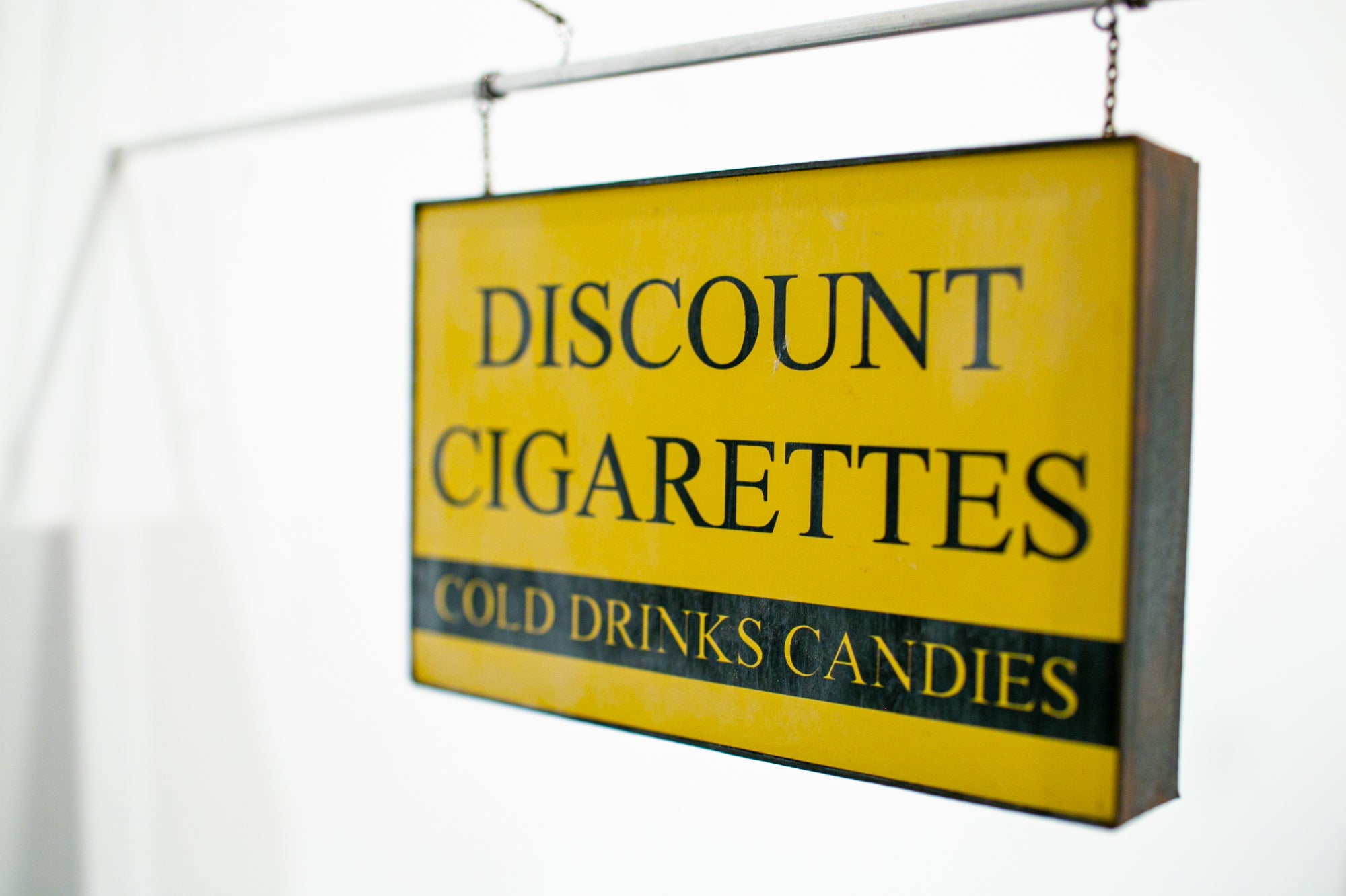 discount cigarette Cigarettes 24" x 36" Yard Sign & Stake | Advertise Your Business | Stake Included Double Sided Image Use on storefronts DISCOUNT SMOKE | New Port